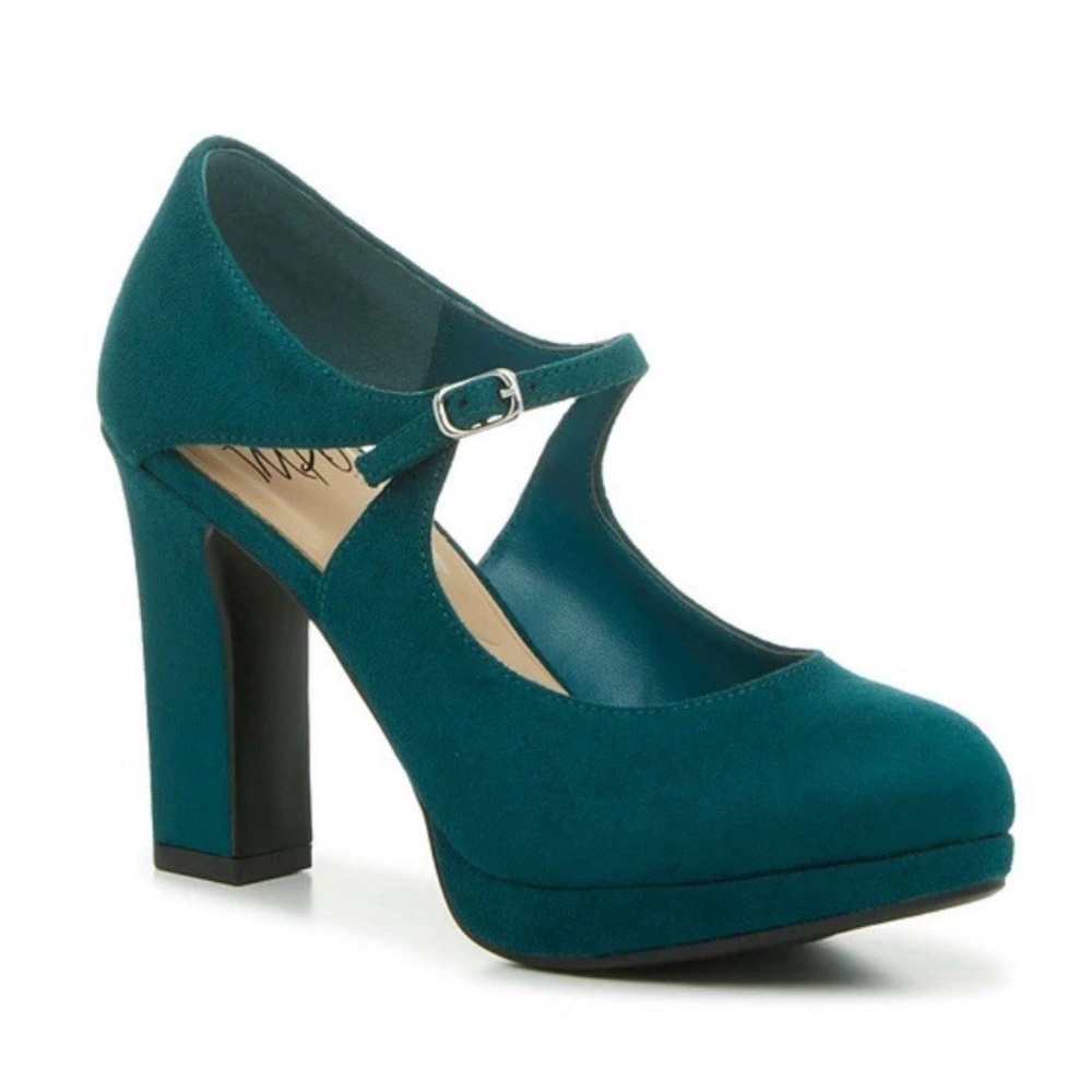 Never Worn Peacock Green Mary Jane Platform Heels, Memory Foam Insoles, Size 9.5